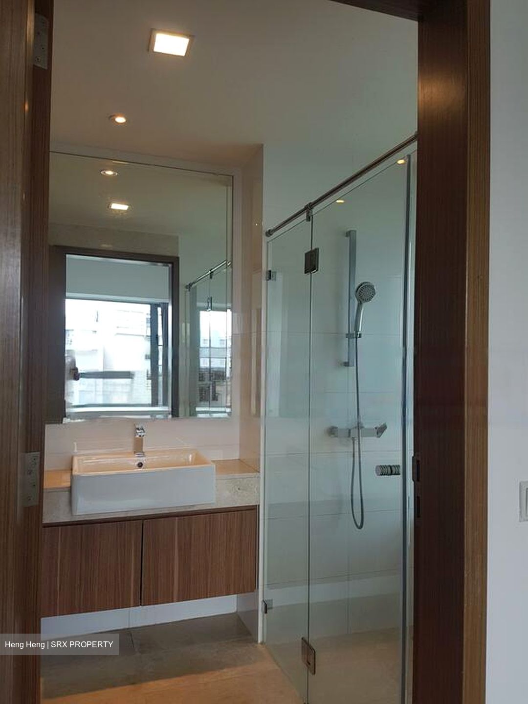Waterfront Waves (D16), Condominium #486288351